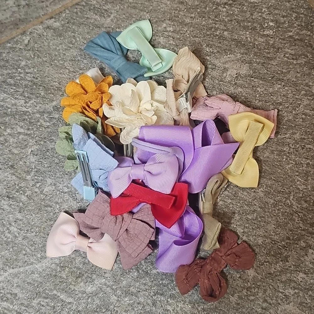 MANY! MANY! Infant Toddler Hair Bows/Clips With Bow Holder Wall Hanger